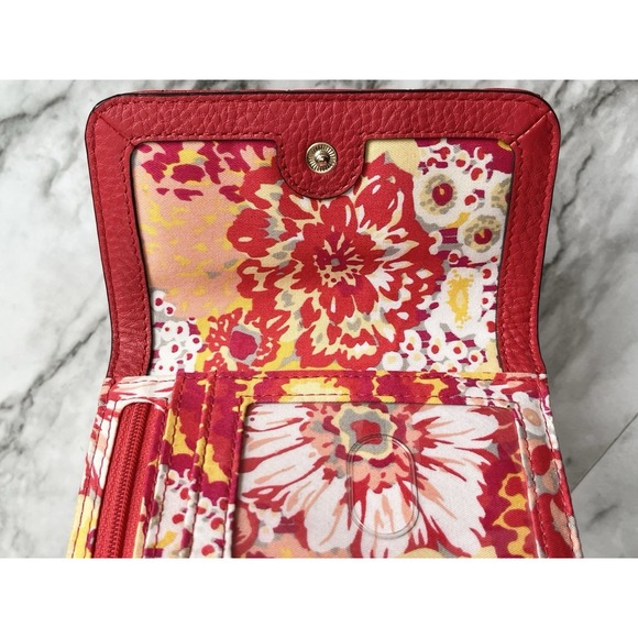 Vera Bradley Leather Riley Compact Wallet Canyon Sunset Red Quilted - Picture 4 of 13